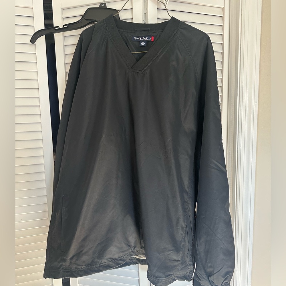 JST72
Sport-Tek® V-Neck Raglan Wind Shirt